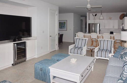 Treasure Cay Resort | Beautiful beachfront condo in Paradise