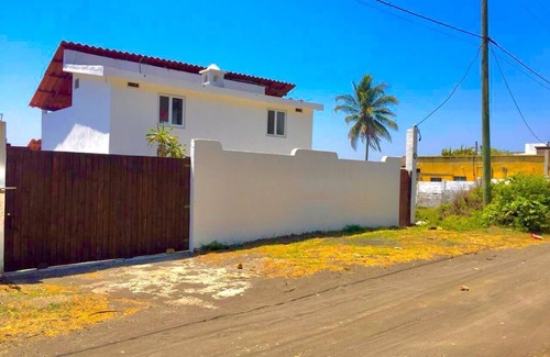 Iztapa House | Beautiful beachfront house with private pool