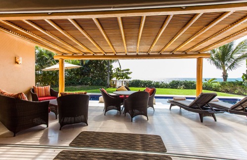 Bucerias House | Beautiful Beachfront home with pool