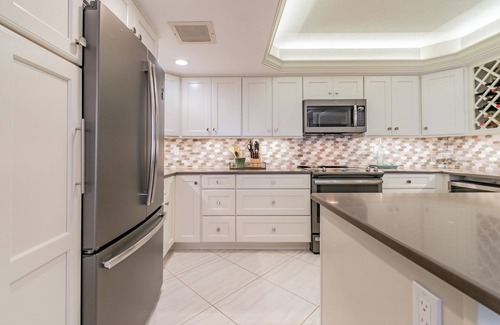 Sand Key Condo | Beautiful Beachfront Sand Key 2 Bedroom Condo