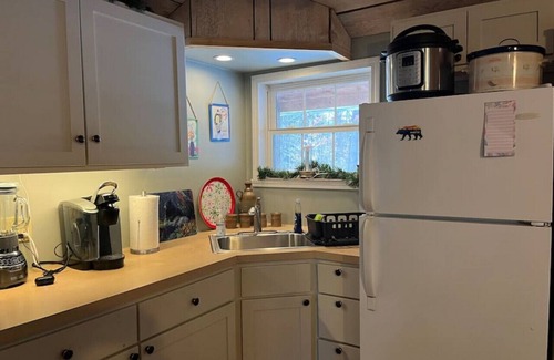 Confluence Apartment | Beautiful Bear Paw Cabin