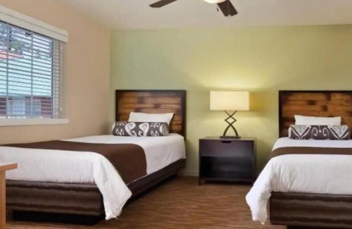 Big Bear Lake Resort | Beautiful Big Bear Resort with Loads of Amenities Dec 21 - 28 2023