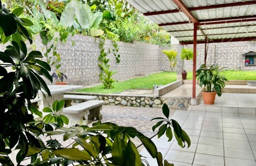 Rivas House | Beautiful BIG Chalet, in the country side of Riveras de Perez Zeledon,Costa Rica