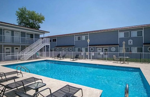 Biloxi Condo | Beautiful Biloxi Beach Condo