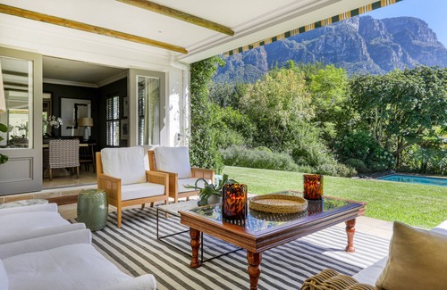 Newlands Villa | Beautiful Bishopscourt home with mountain views