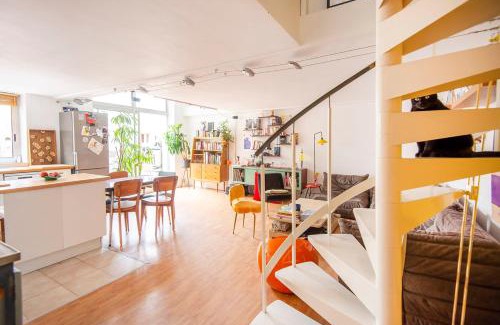 Notre-Dame du Mont Apartment | Beautiful Bright Apt With Terrace