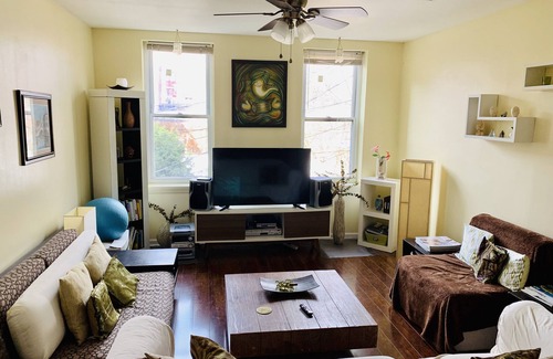 West New York Condo | Beautiful & Bright 2BR- 15 mins from NYC- Times Square