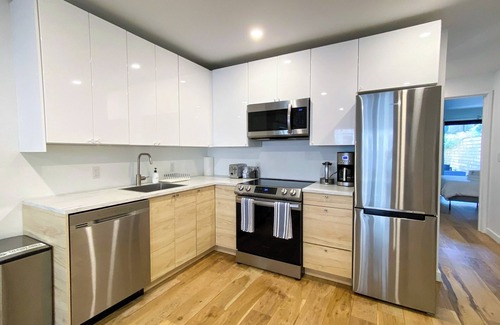 Crown Heights Apartment | Beautiful Brooklyn Apartment in Renovated Brownstone