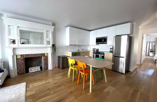 Crown Heights Apartment | Beautiful Brooklyn Apartment in Renovated Brownstone