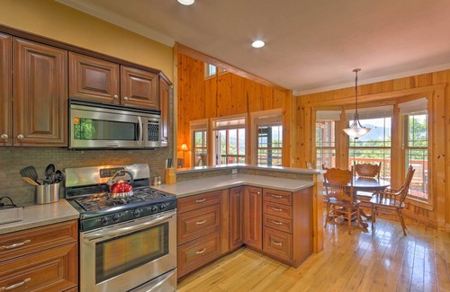 Bryson City House | Beautiful Bryson City Home w/Hot Tub & Mtn Views!