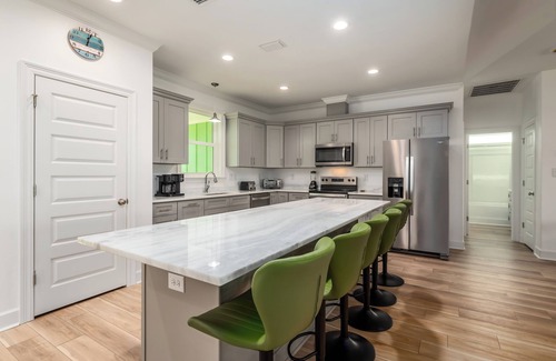 Dauphin Island House | Beautiful C's - 5/5, bayfront, private pool, sleeps 20