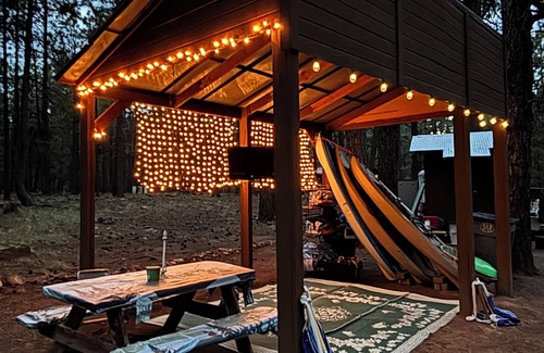 Heber Cabin | Beautiful cabin in Forest Lakes with dedicated work space!