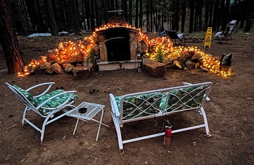 Heber Cabin | Beautiful cabin in Forest Lakes with dedicated work space!