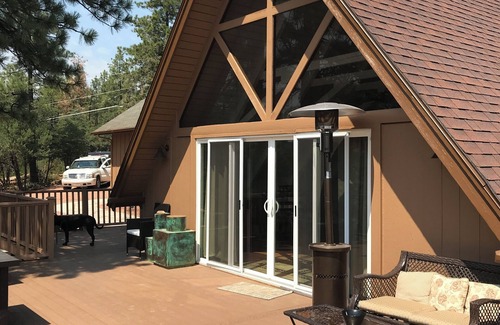 Pine Cabin | Beautiful cabin, stunning view, spacious deck. Price includes cleaning fee, etc.