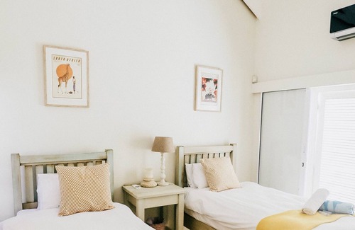 Salt Rock House | Beautiful Californian style Beach House overlooking the Indian Ocean.