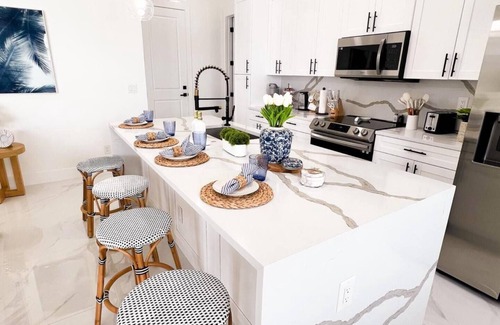 Diplomat House | Beautiful Cape Coral Getaway with Sparkling Pool & Relaxing Outdoor Space!