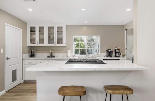 Carlsbad House | Beautiful Carlsbad 2BD/2BA Beach House with Patio