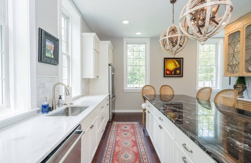 Saratoga Springs House | Beautiful carriage house-perfect for entertaining, 5 minutes to track & downtown