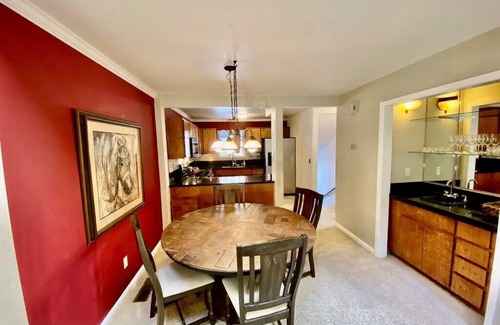 Incline Village House | Beautiful Cathedral Ceiling Townhome next to the Golf Course!