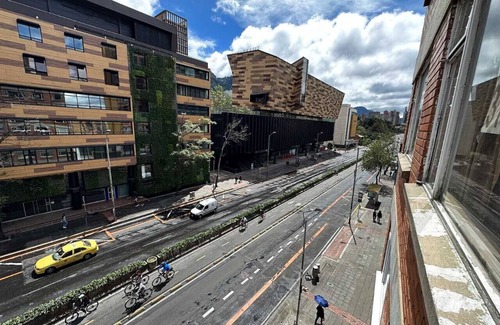 Chapinero Apartment | Beautiful Central Three-bedroom Apartment in Bogotá