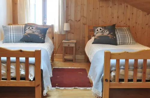 Sixt-Fer-a-Cheval Ski Chalet | Beautiful chalet with large garden in centre of stunning Sixt fer Cheval