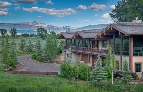 Jackson Hole House | Beautiful Chalet in Jackson, WY