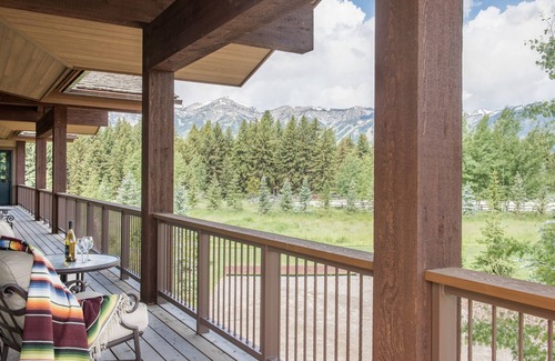 Jackson Hole House | Beautiful Chalet in Jackson, WY