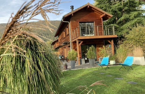 Cessenaz Ski Chalet | Beautiful chalet on Lake Annecy, with SPA terrace and magical mountain view