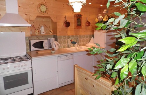 Villard-sur-Doron Ski Chalet | BEAUTIFUL CHARMING SAVOYARD CHALET , 3 * WIFI