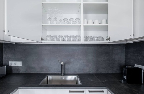Charlottenburg Apartment | Beautiful Charlottenburg 3BR nr Tiergarten, by Blueground
