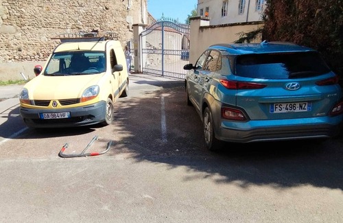 Autun Apartment | BEAUTIFUL CITY CENTER APARTMENT FOR FAMILY OR GROUP TRAVEL