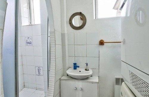 Epinettes Apartment | Beautiful cocoon near Montmartre