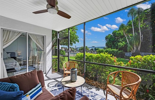 Moorings Condo | Beautiful, Comfortable Moorings Condo