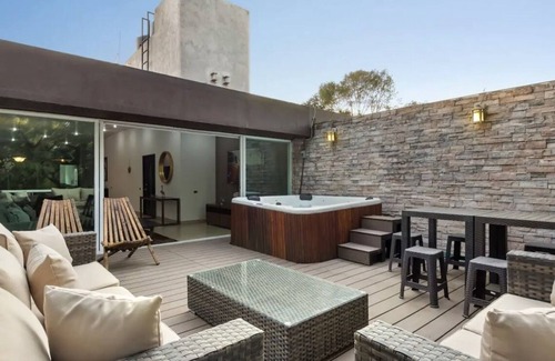 Miguel Hidalgo Apartment | Beautiful Condo with Jacuzzi in Polanco