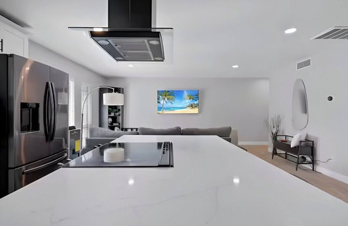 Camelback East Condo | Beautiful Condo Getaway
