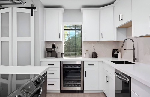 Camelback East Condo | Beautiful Condo Getaway