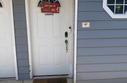 Biloxi Condo | Beautiful Condo In Beach Boulevard!