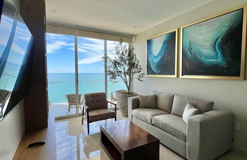 Las Gaviotas Apartment | Beautiful condo in Camino al mar, right on the beach for 6 persons
