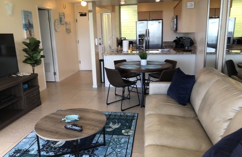 Makaha Condo | Beautiful Condo located at Makaha Valley Towers