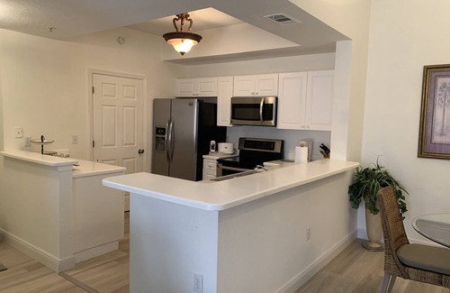 McGregor Condo | Beautiful Condo Near Everything!