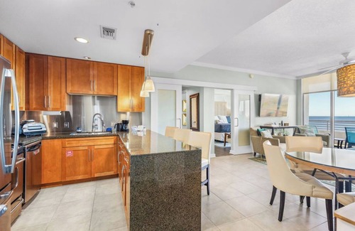 Biloxi Condo | Beautiful Condo with Gulf Views 2 bedroom/2 bathroom