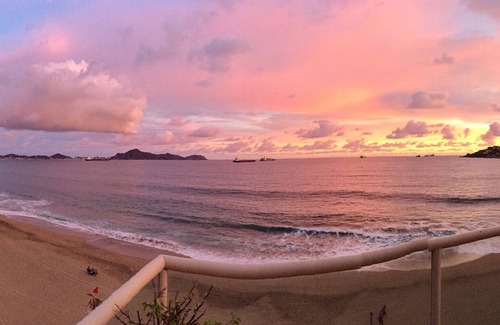 Residencial Salagua Condo | Beautiful condo with spectacular view and on one of the best location