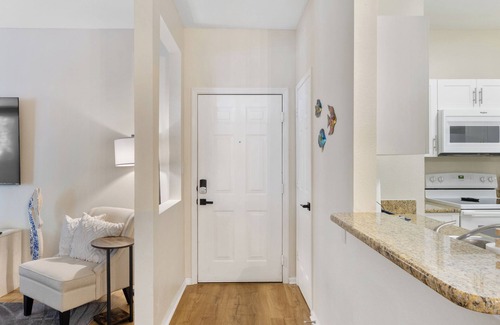 Clearwater Condo | Beautiful condo with Heated Pool, fitness room in fabulous Clearwater