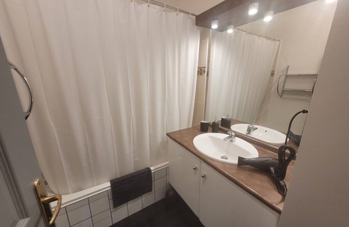 Montaudran - Lespinet Apartment | Beautiful contemporary apartment close to amenities