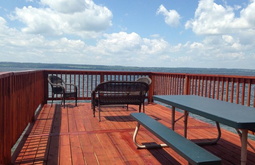 Romulus House | Beautiful Contemporary Home on Seneca Lake - NO OWNERS FEES