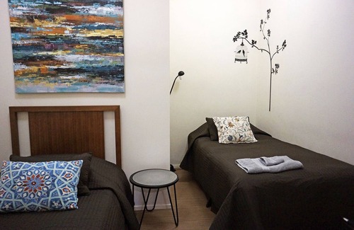 South Fremantle Cottage | Beautiful cottage with Studio in South Fremantle.