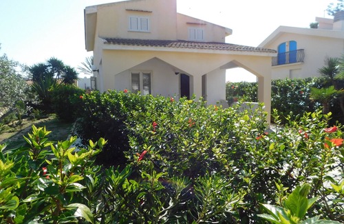 Pachino Villa | Beautiful cottage 20 meters from the beach of Costa dell'Ambra