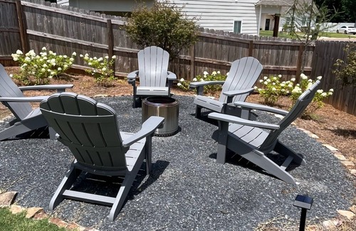 Auburn House | Beautiful Cottage in Auburn-Game Day Awaits. Arkansas v. Auburn available!