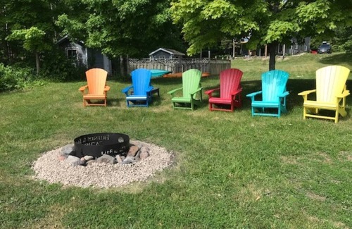 Manitoulin District Cottage | Beautiful cottage located on Mudge Bay, Kagawong, Manitoulin Island Ontario.