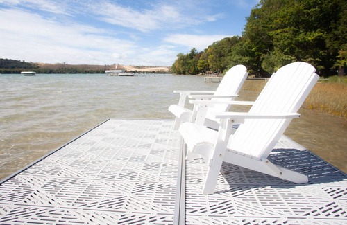 Empire Cottage | Beautiful Cottage on Little Glen Lake with Sleeping Bear Views!